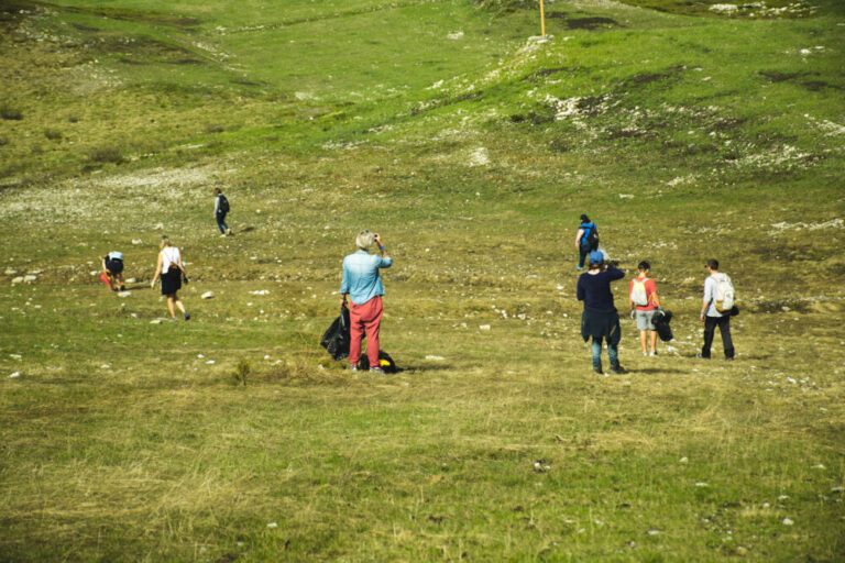 Ramassage de déchets Mountain Riders