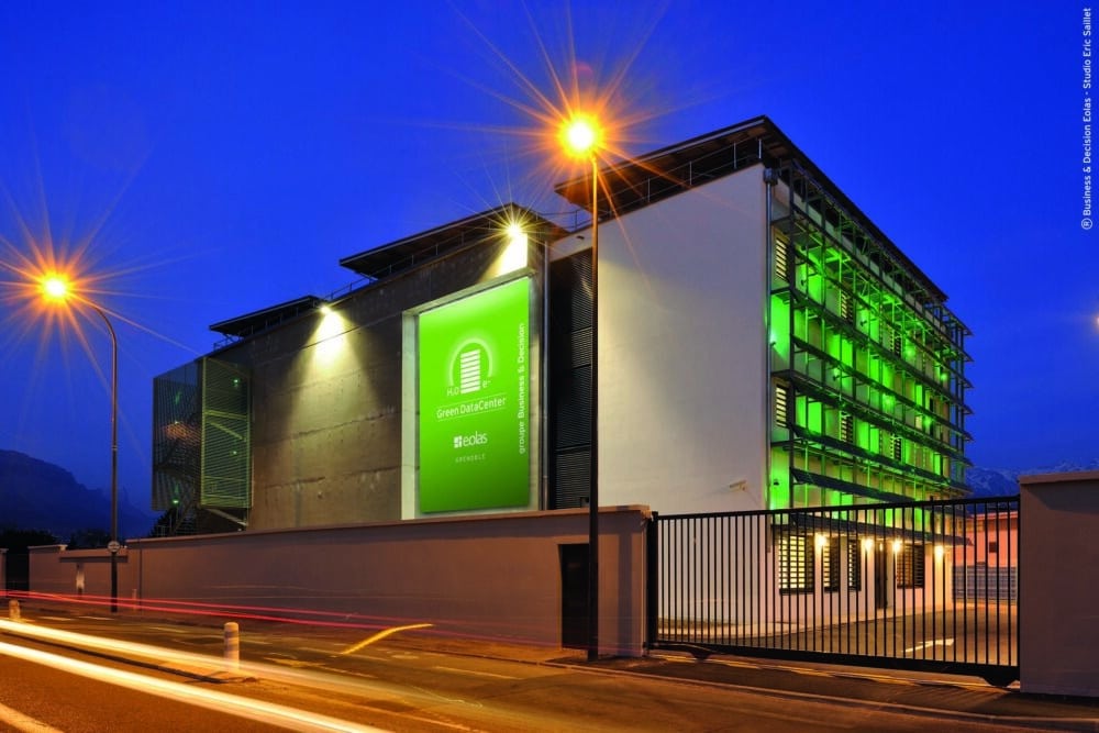 Vue extérieure du Green Data Center Eolas à Grenoble © Business & Decision Eolas