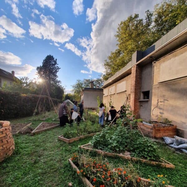 © la Fondation pour La Fondation pour la Nature et l’Homme - jardin partagé Lyon