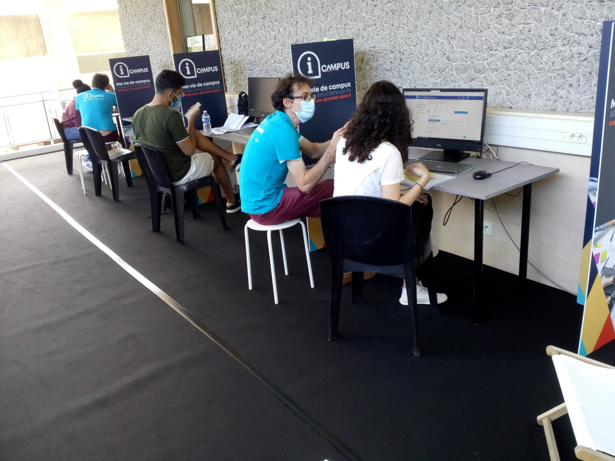 La Caf présente sur le campus de Grenoble du 30 août au 22 octobre pour informer les étudiants