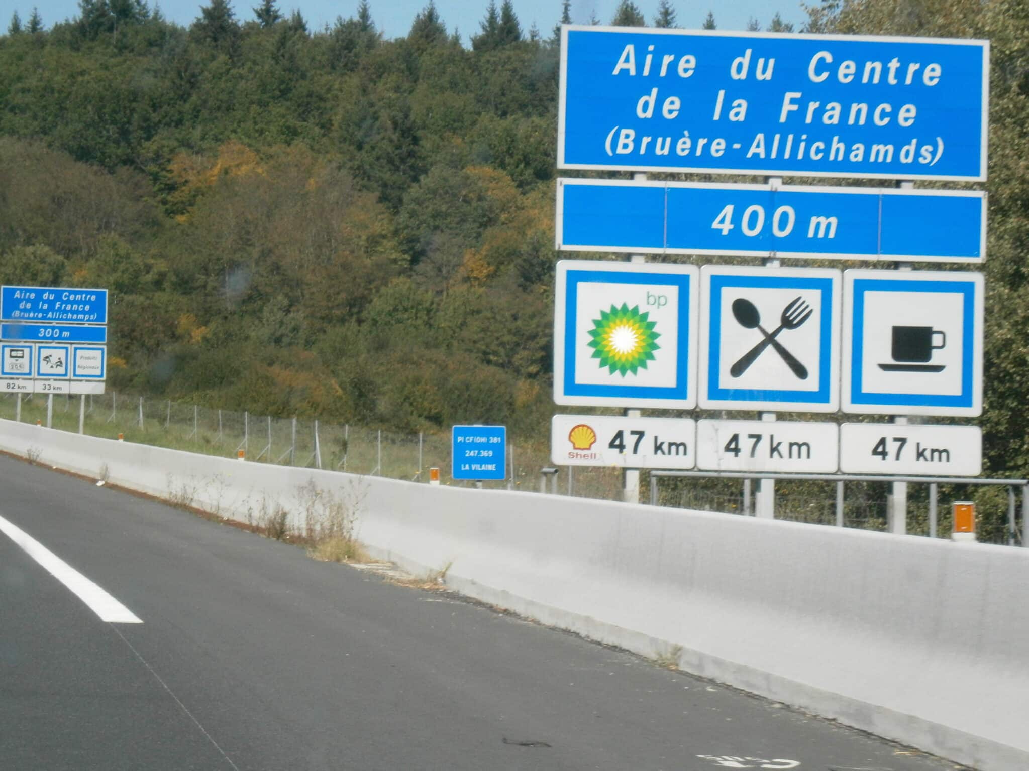 Carburant en Isère : la situation s'améliore, les bidons réautorisés. © Parisdreux / Wikimedia Commons