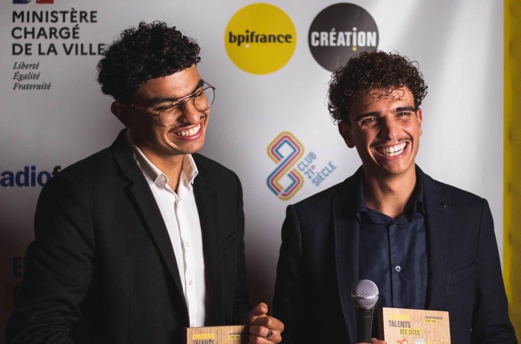 Lounis et Iliès Lahkal, les deux ingénieurs à la tête de la startup CountAct qui a développé une application de gestion des évacuations © Lucas Gouet.