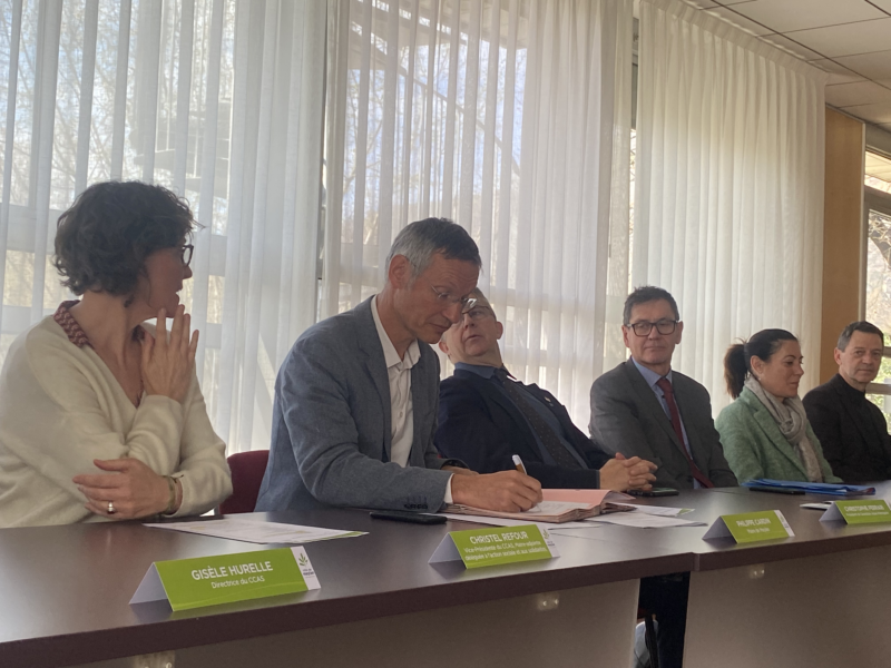 Meylan : signature du projet « habitat inclusif »