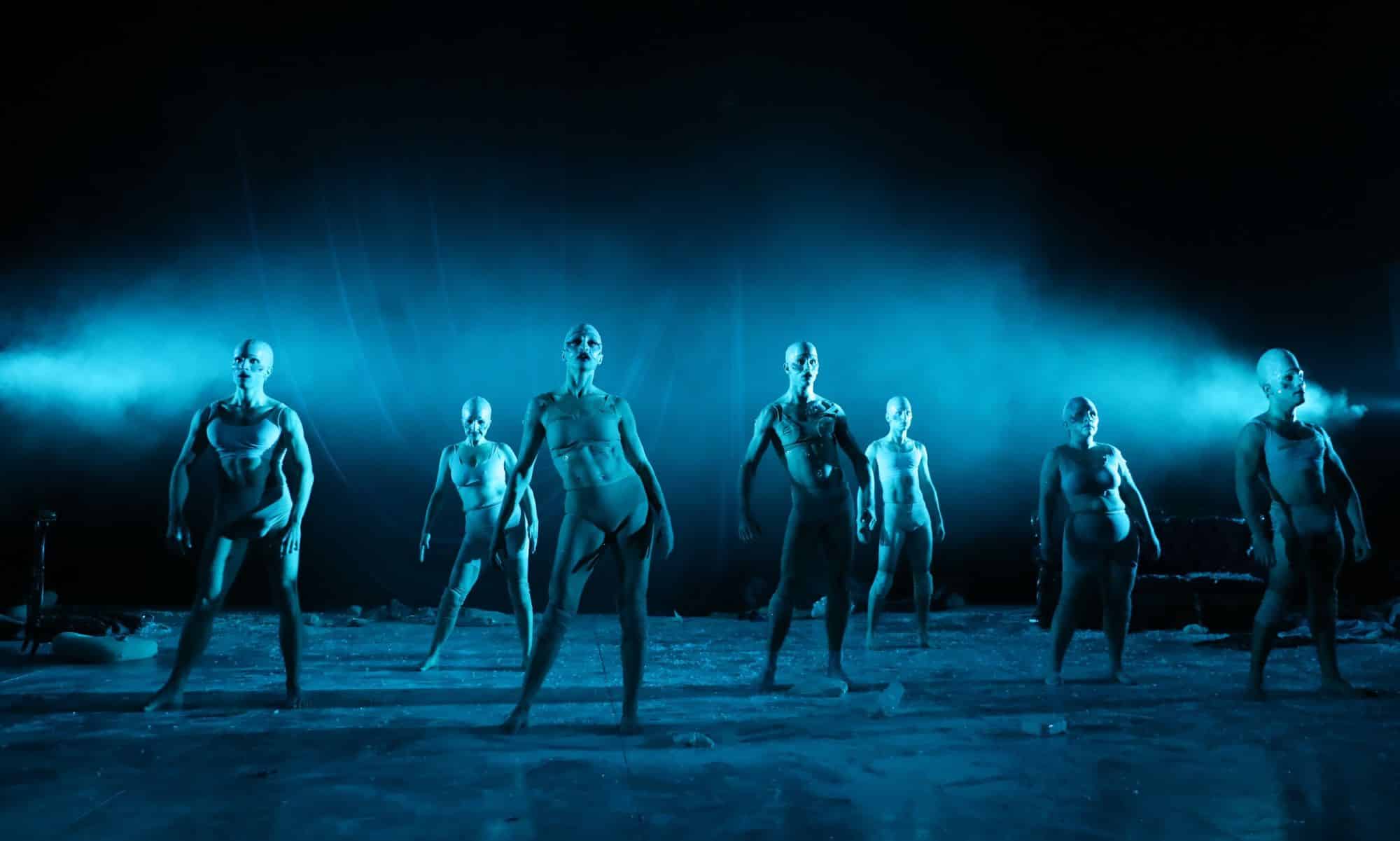 Les audacieuses pièces du Franco-Argentin Copi débarque à la MC2 grâce au Mustrum Théâtre. À (re)découvrir les 7 et 8 novembre avec 40° sous zéro, réunion de deux textes en un seul spectacle. © Darek Szuster