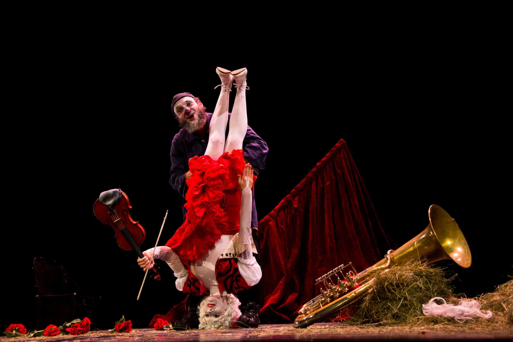 L'art circassien sous toutes ses formes a droit de cité à Seyssinet-Pariset. Pour preuve, après une première date annulée, l'Ilyade a réinvité la compagnie des Rois vagabonds le 12 décembre, avec leur Concerto pour deux clowns. © M. Robaina