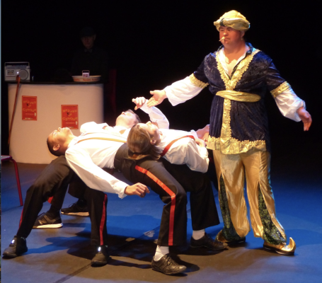 La troupe Pas Sages sera notamment de la partie. Unique troupe de cirque de France essentiellement formée par des jeunes adultes déficients intellectuels, elle présentera son dernier spectacle « Brèves de cirque » jeudi 25 avril à 19h. ©Facebook Pas Sages