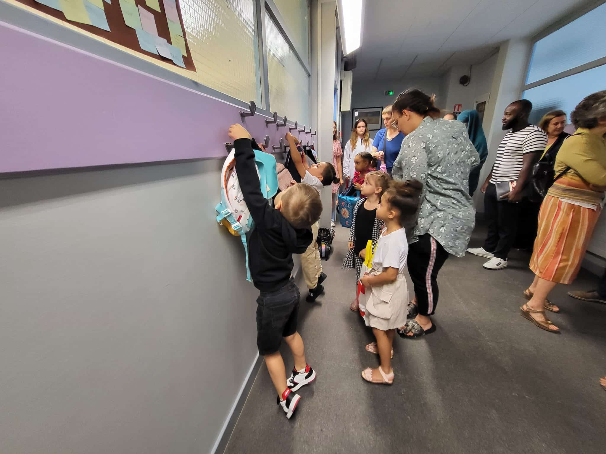 Rentrée des élèves de l'école Libération à Grenoble, lundi 2 septembre 2024 © Séverine Cattiaux - Place Gre'net
