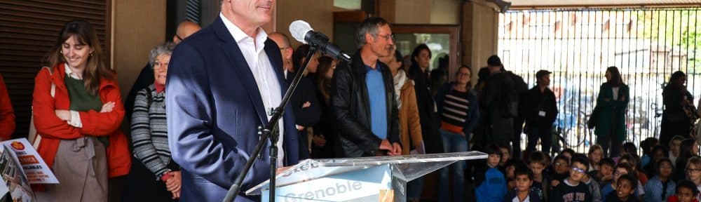 Eric Piolle a inauguré l'école Anne-Sylvestre dans le quartier Flaubert, à Grenoble, le 8 octobre 2024. © Auriane Poillet - Ville de Grenoble