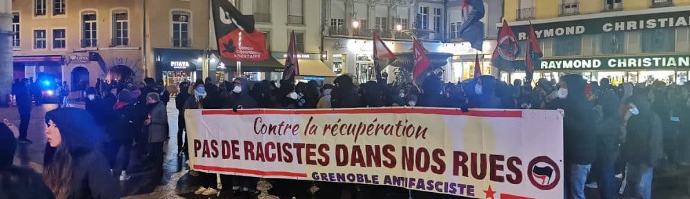 La contre-manifestation organisée par des organisations antifascistes contre le rassemblement de Reconquête. © Joël Kermabon - Place Gre'net