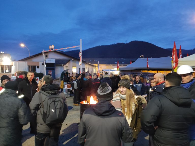Grève à l'usine Arkema de Jarrie: la direction envisage un aménagement du site, impacté par les difficultés de Vencorex