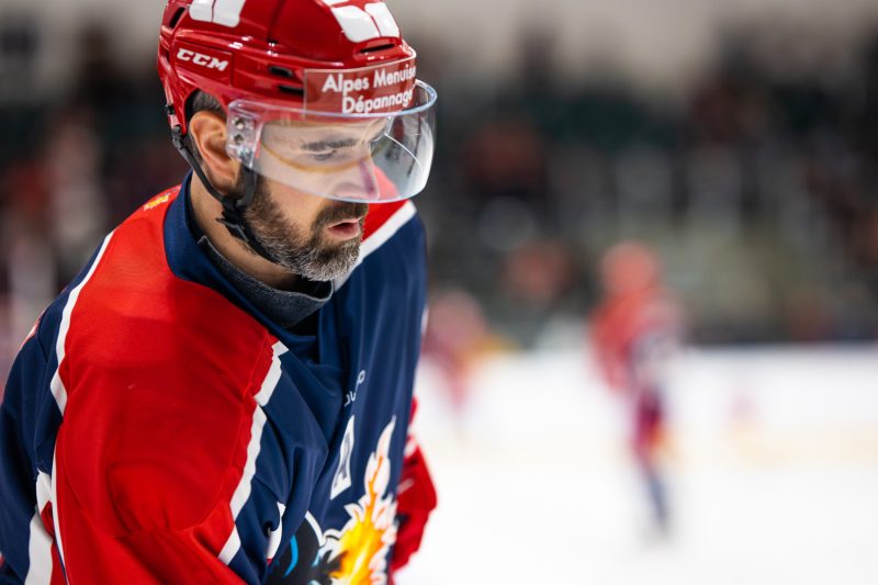 Hockey sur glace : victorieux de Briançon, les BDL en demi-finales. © Rebecca Brain