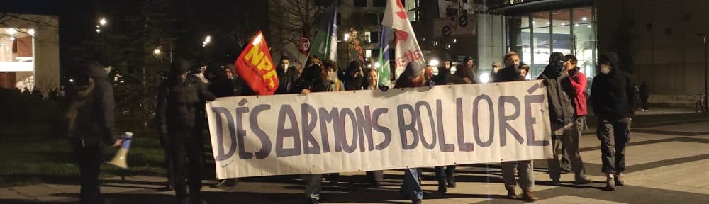 Une manifestation pour appeler à "désarmer Bolloré" réunit 200 personnes sur le campus de Grenoble