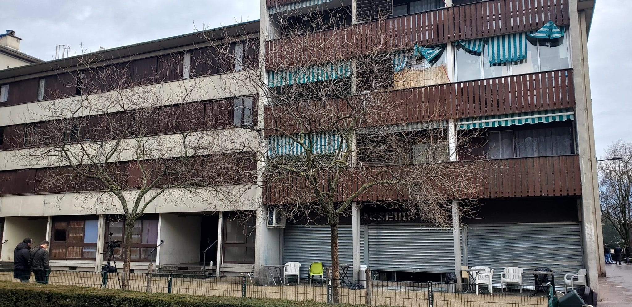 Attaque grenade Grenoble village olympique © Morgane Poulet - Place Gre'net