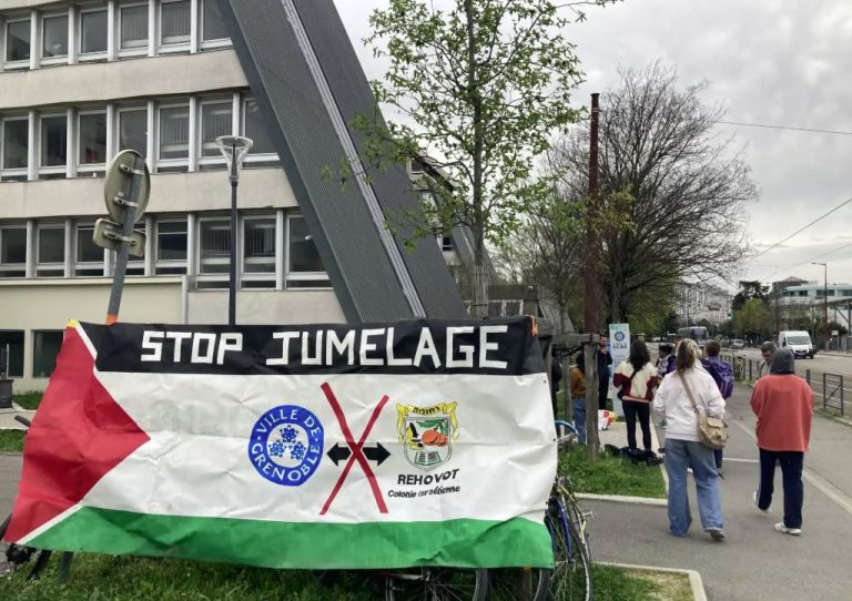 Grenoble maintient la suspension sine die de son jumelage avec Rehovot, sans y mettre fin comme le demandent les Insoumis
