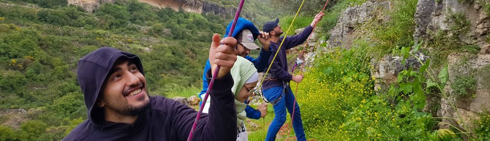 Huit jeunes Palestiniens de Bethléem à la rencontre des montagnes alpines et des habitants de la Villeneuve de Grenoble