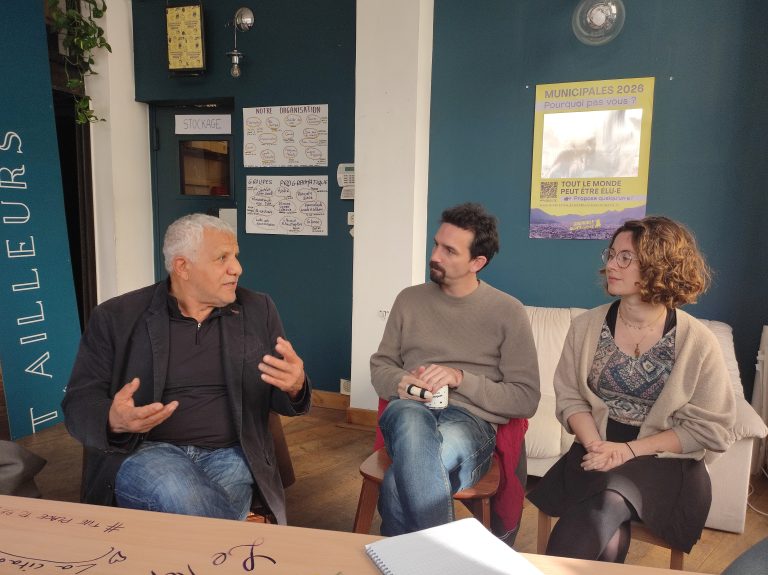 Le Grenoble-Alpes collectif présente son projet de budget 100 % citoyen, avec le soutien de l'ancien adjoint Hakim Sabri