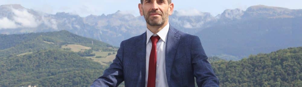 Saint-Martin-d'Hères : le maire communiste sortant David Queiros réélu dès le premier tour, l'UDR-RN en seconde position