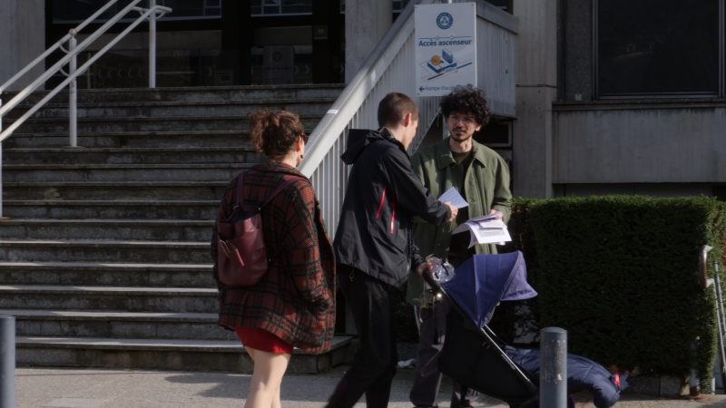 L'association Pause IA alerte les Grenoblois sur les dangers de l’IA 