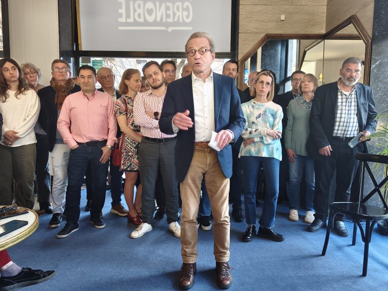 Alain Carignon dénonce une "entorse à la réserve électorale"