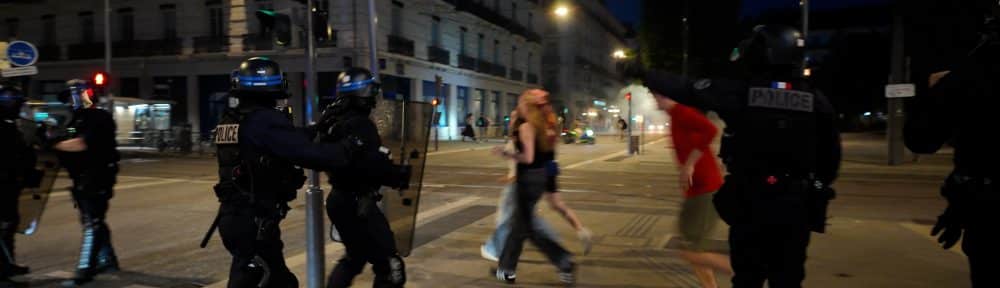 Chardon Bleu, PSG... Les réactions politiques après un "week-end de violence" en centre-ville de Grenoble