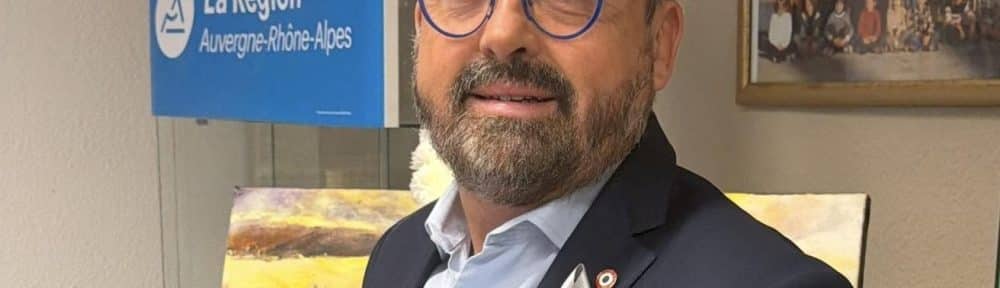 Pour lutter contre les mégots, le député isérois Yannick Neuder appelle à taxer les filtres des cigarettes
