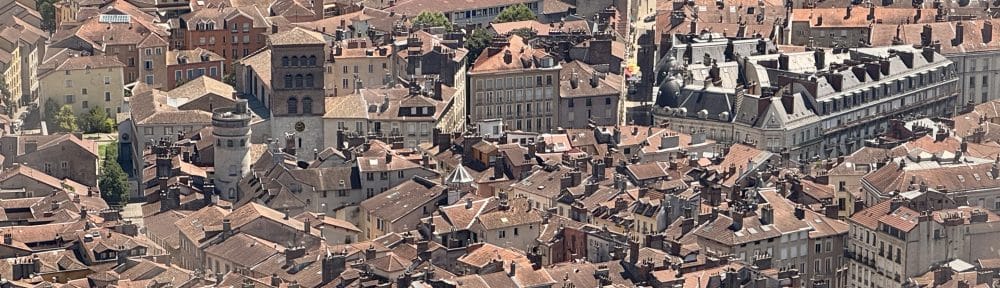 « Impôt injuste » et « rupture d'égalité » : l'Union nationale des propriétaires de l'Isère étrille la taxe foncière à Grenoble