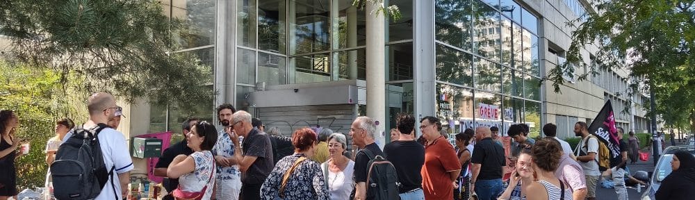 Grève et rassemblement à Grenoble en soutien à deux inspecteurs du travail visés par une procédure disciplinaire