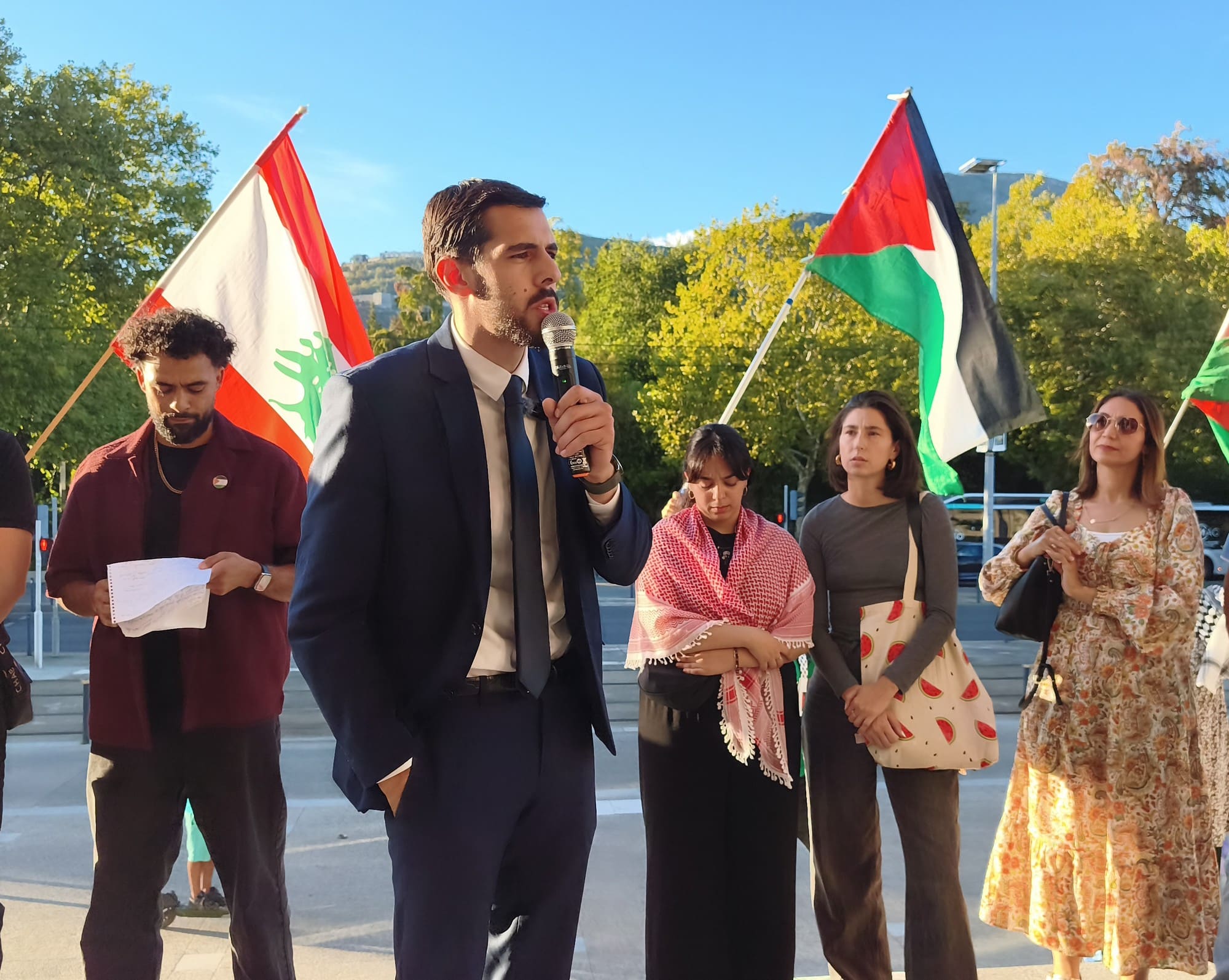 Allan Brunon a dénoncé le refus de la Ville de Grenoble d'inscrire à l'ordre du jour de son conseil municipal de septembre la délibération sur l'annulation du jumelage avec Rehovot. © Florent Mathieu - Place Gre'net