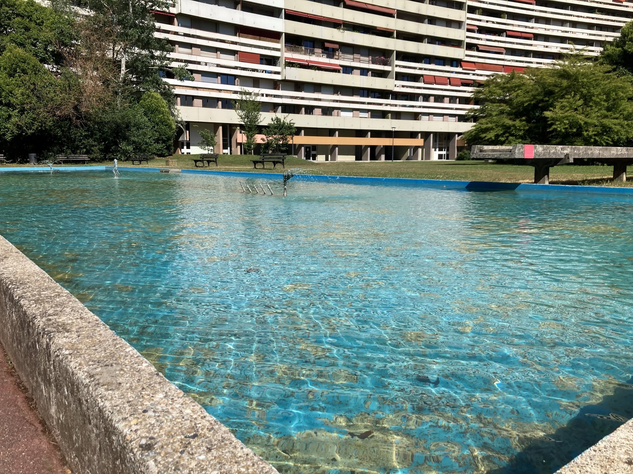Le bassin de la place Jean-Moulin. © Gilles Namur - Ville de Grenoble