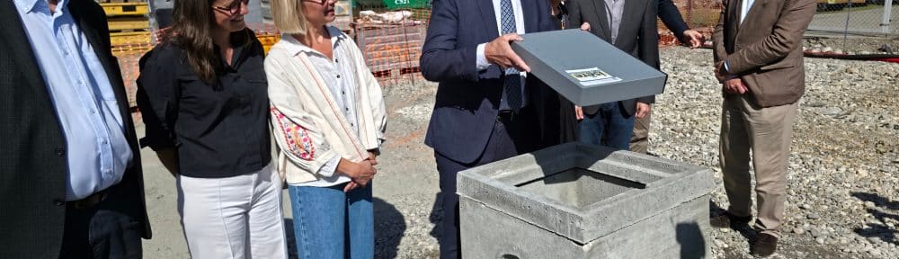 Pose de la première pierre du Pôle de conservation des musées de l'Isère, rue Georges-Perec, à Saint-Martin-d'Hères. © Joël Kermabon - Place Gre'net