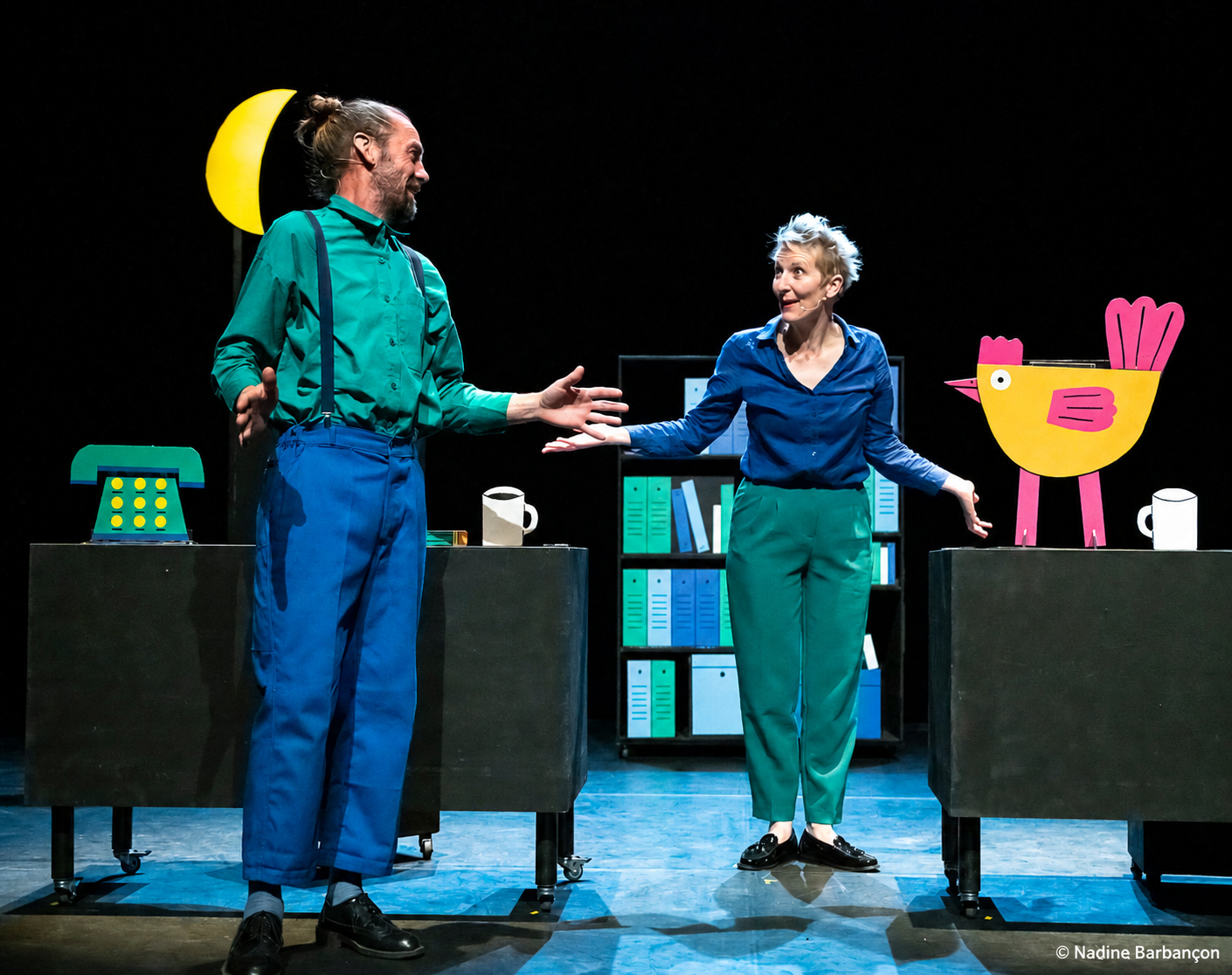 Le spectacle La poule sur la Lune dans le cadre de la saison 2026-2027 du Centre des arts du récit. © Nadine Barbançon