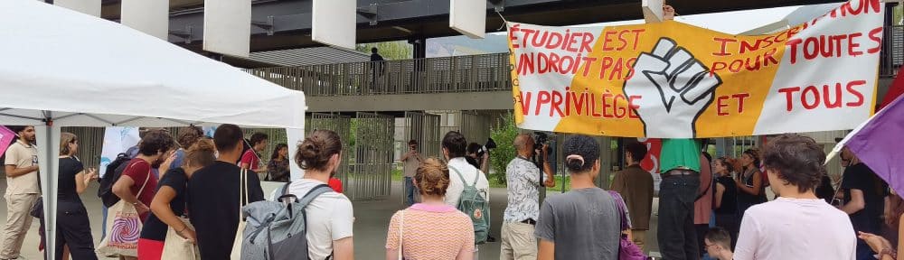 Nouvelle mobilisation du collectif des sans-facs à l'Université Grenoble-Alpes à l'occasion de la rentrée 2026