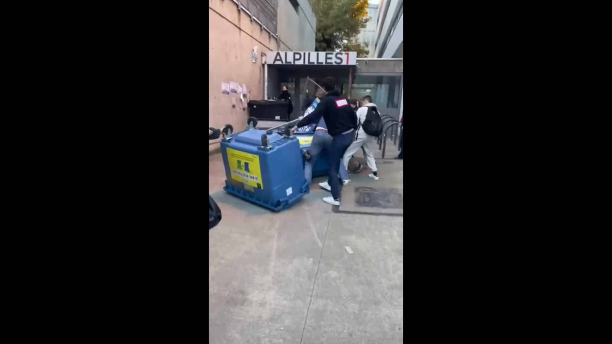 Blocages et déblocages sur le campus de Grenoble en marge de la mobilisation étudiante, au travers de confrontations ou par le dialogue