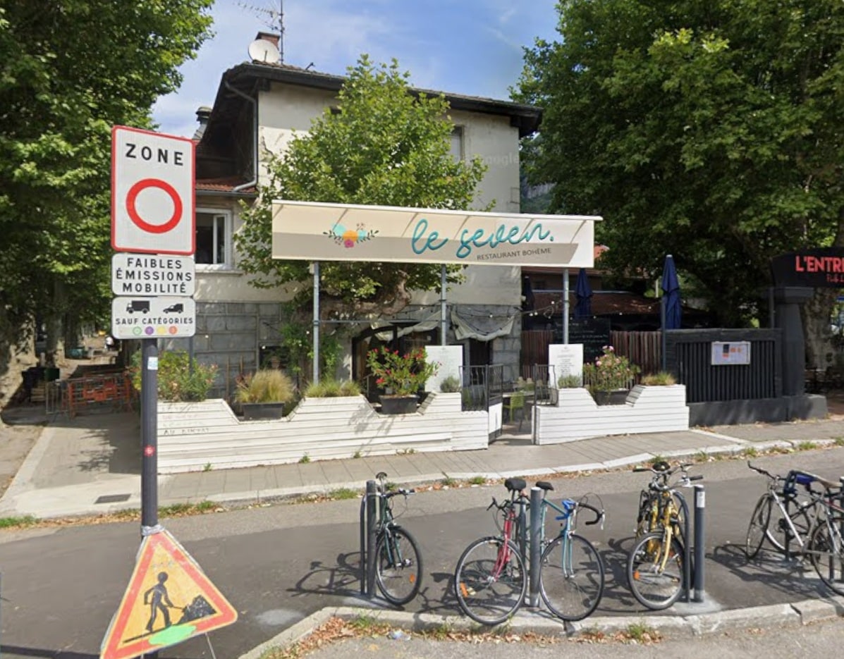 Le restaurant Le Seven a été détruit par les flammes. © Google Maps