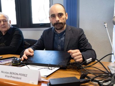 Nicolas Beron-Perez, conseiller communautaire à la Métro et conseillé municipal de Grenoble, lors du conseil métropolitain du 3 février 2023.
