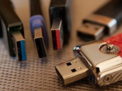 Cle USB tueuse - Cles USB - une