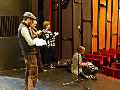 Balade croquée avec Emdé au théâtre municipal de Grenoble. © Adèle Duminy