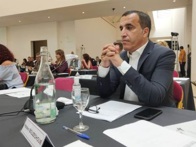À Grenoble, Hassen Bouzeghoub se défend auprès de ses colistiers Oui Grenoble après des accusations à son encontre