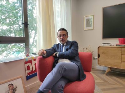 Municipales de Grenoble: Hakima Necib et son collectif Demain Grenoble se rallient à la candidature d'Hervé Gerbi