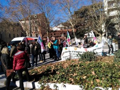 Manifestation professeurs college lycee rectorat 14 fevrier 2019 (2) - Copie