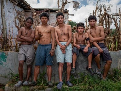 Ojoloco promeut le cinéma latino avec des films venus de nombreux pays d'Amérique latine. Exemple : "Les Rois du monde", un long-métrage colombien. DR