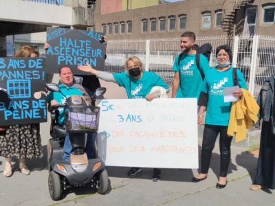 Réunion des habitants des tours avant la manifestation