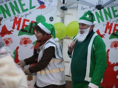 Parade des Pères Noël verts Grenoble 2016 © Florent Mathieu - Place Gre'net