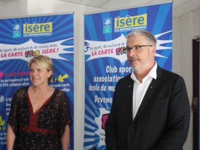 Présentation de la carte Tattoo par Jean Pierre Barbier et Martine Kohly à la maison départementale des sports à Eybens (c) Elias Muhlstein Place Gre'net