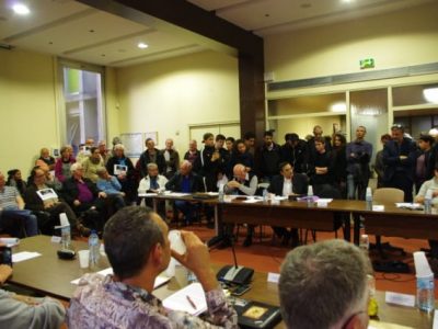 Ce 27 mars, un rassemblement avait lieu à Fontaine pour interpeller la municipalité communiste suite aux propos anti-roms tenus par un élu FN en conseil.