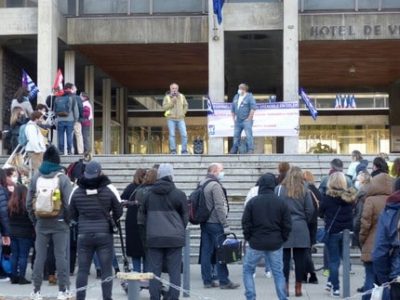 Rassemblement-Atsem-mairie-Grenoble-08-soutien-gilets-jaunes-Couv