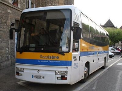 Une pénurie de 1000 conducteurs de cars scolaires en Auvergne-Rhône-Alpes pour la rentrée 2022?
