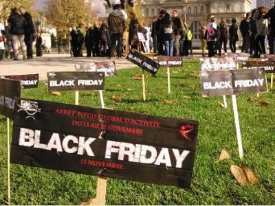 © Mobilisation contre la loi Santé, place de Verdun à Grenoble, le 13 novembre 2015. © Joël Kermabon - placegrenet.fr