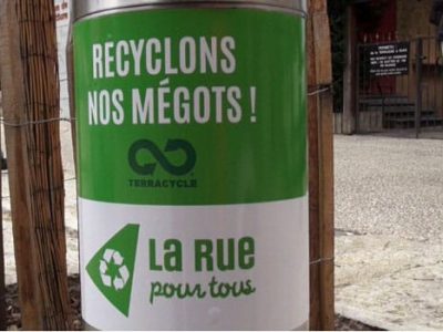 Sérigraphie des cendriers - © Joël Kermabon - placegrenet.fr