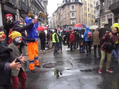 Chaîne humaine pour le climat. © Joël Kermabon - Place Gre'net